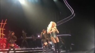 Britney Spears - Work Bitch - Piece of Me, 1 Feb. (2017) 03