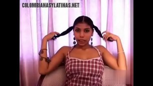 Latina Oana tiene una cara de ramera que hace que cualquiera la quiera coger